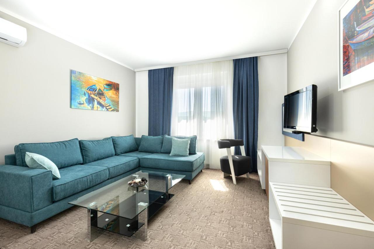 Stari Banovci River Inn מראה חיצוני תמונה