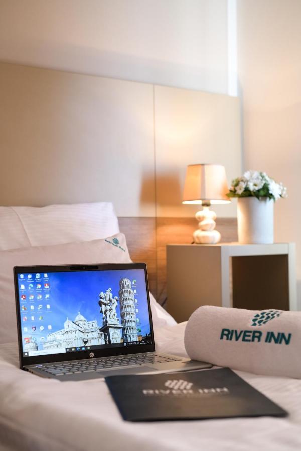 Stari Banovci River Inn מראה חיצוני תמונה